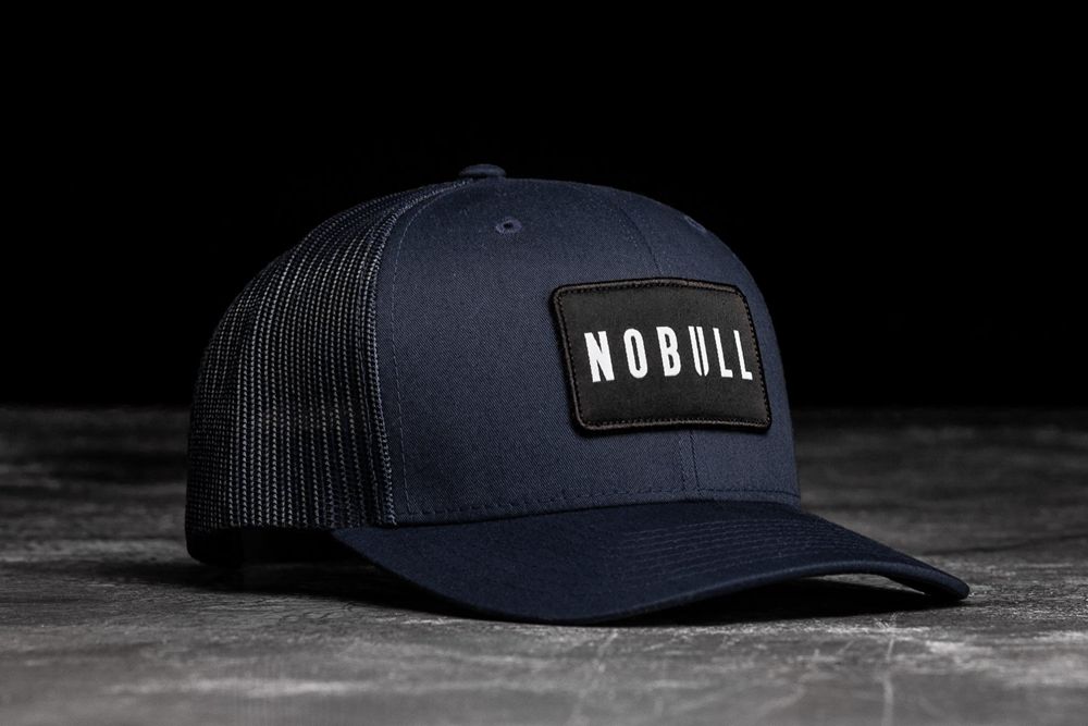 NOBULL Caps - Nobull Curved-Brim Trucker Tamnoplave (315806-GNV)